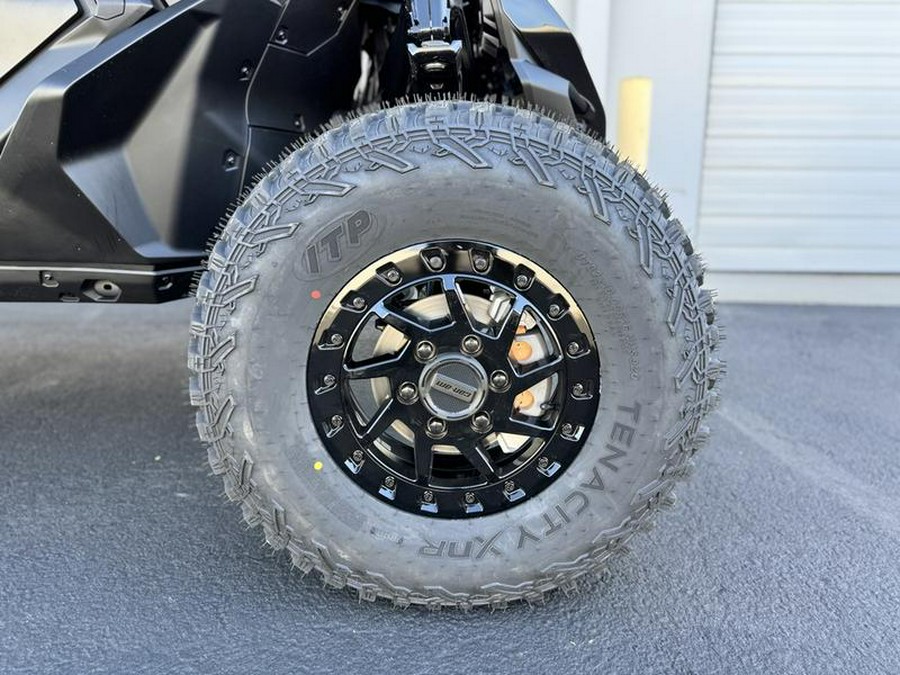 2026 Can-Am® Maverick R Max X RS