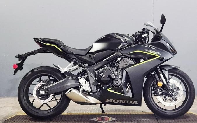2026 Honda CBR650R E-Clutch