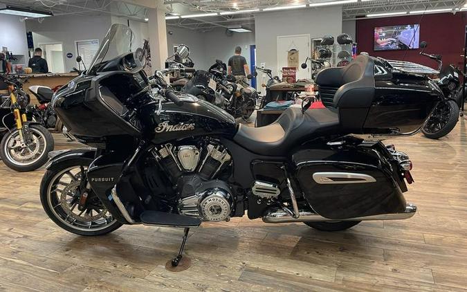 2023 Indian Motorcycle® Pursuit Limited Black Metallic