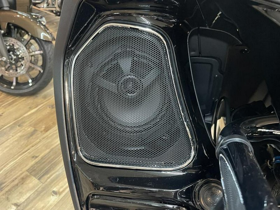 2023 Indian Motorcycle® Pursuit Limited Black Metallic