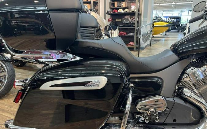 2023 Indian Motorcycle® Pursuit Limited Black Metallic