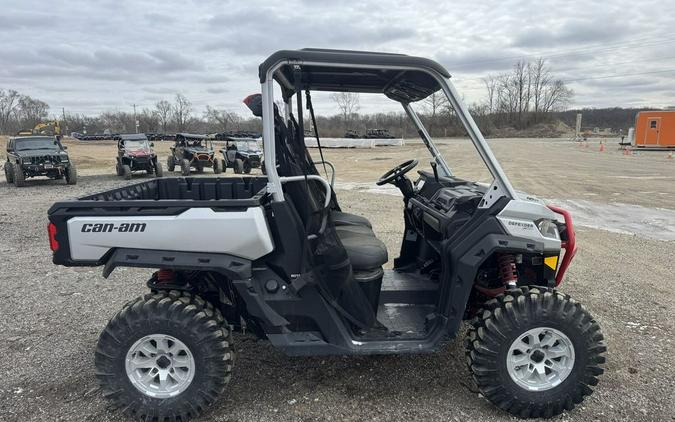 2025 Can-Am Defender X mr HD10