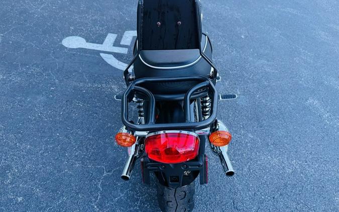 2018 Triumph Bonneville T100 New England White Intense Orange