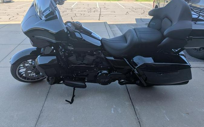 2026 Harley-Davidson® FLHXL - Street Glide® Limited