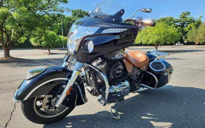 2019 Indian Motorcycle® Chieftain® Classic Thunder Black