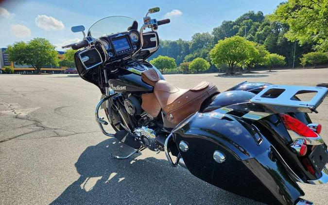 2019 Indian Motorcycle® Chieftain® Classic Thunder Black