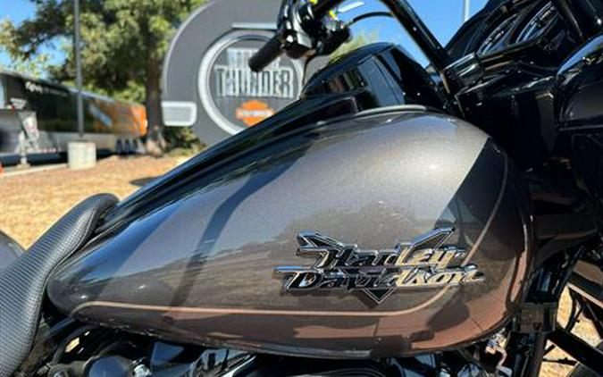 2023 Harley-Davidson Road Glide® 3