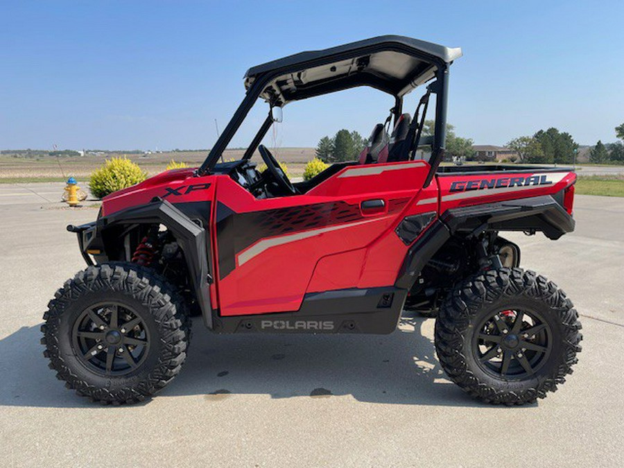 2025 Polaris Industries GENERAL® XP 1000 Premium