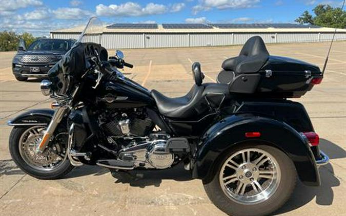2022 Harley-Davidson Tri Glide® Ultra