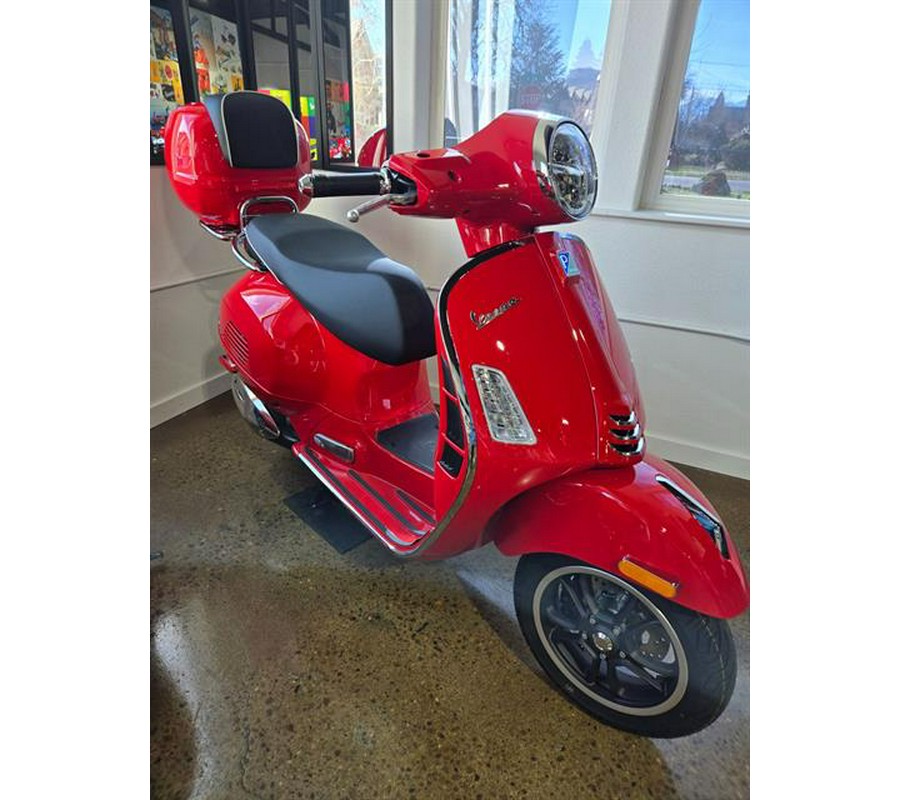 2023 Vespa GTS SUPER 300