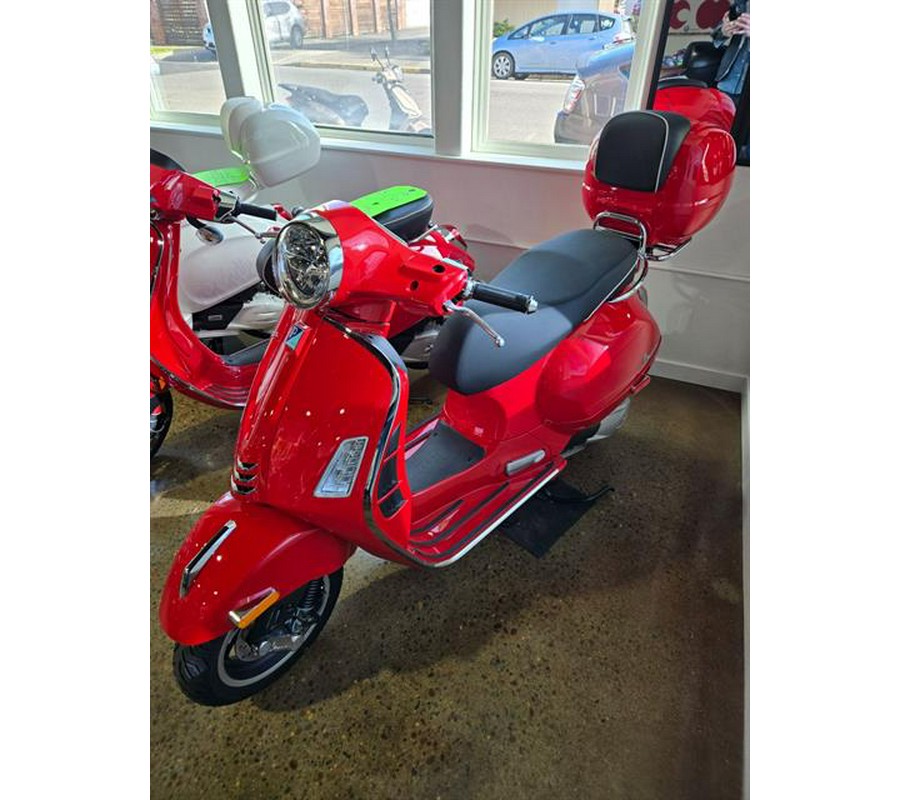 2023 Vespa GTS SUPER 300