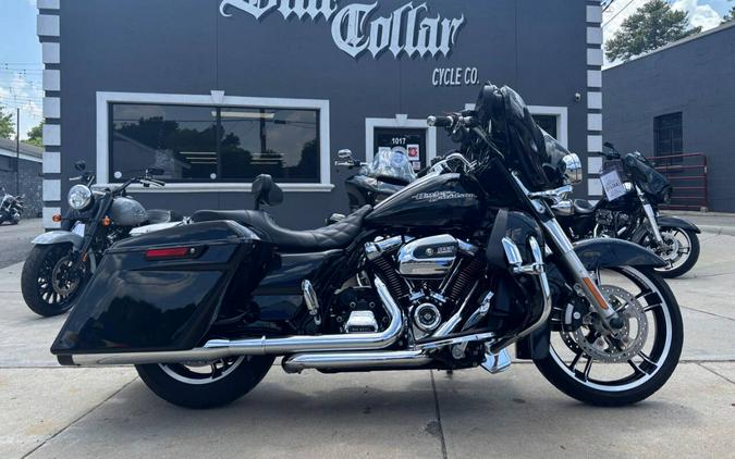 2017 Harley-Davidson Street Glide Special FLHXS