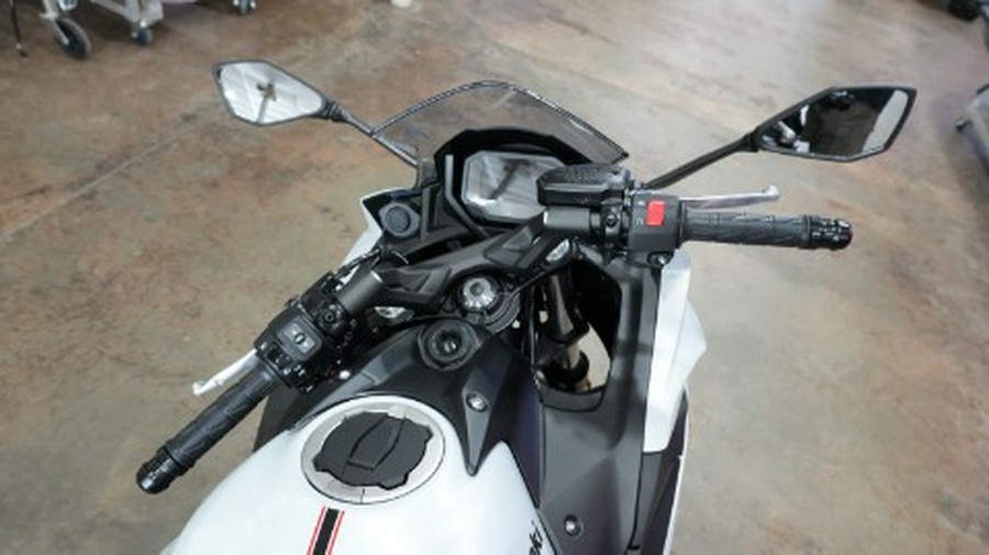 2026 Kawasaki Ninja® 650 ABS