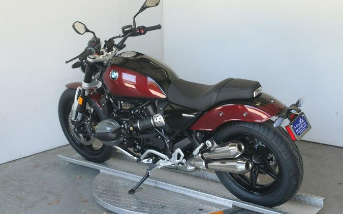 2024 BMW R 12 Aventurin Red Metallic