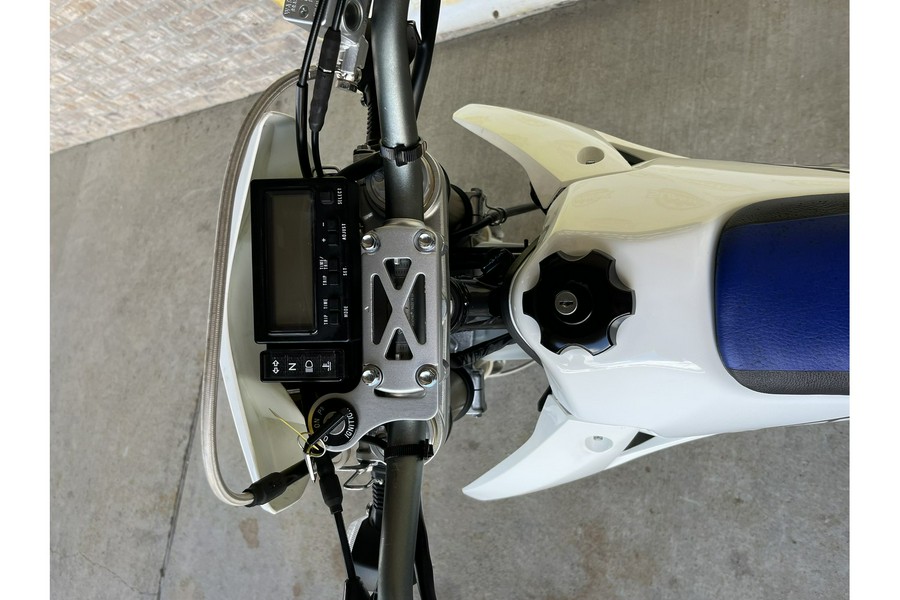 2020 Suzuki DR-Z400SM