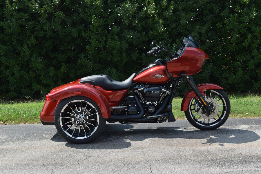 FLTRT 2025 Road Glide® 3