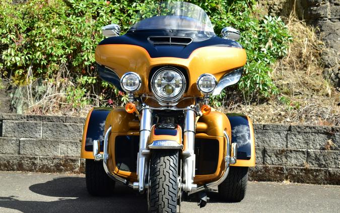 2023 Harley-Davidson Tri Glide Ultra Prospect Gold/Vivid Black
