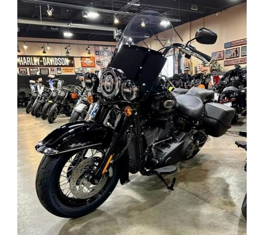 2023 Harley-Davidson® FLHCS - Heritage Classic