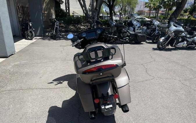 2025 Indian Motorcycle® Roadmaster® PowerPlus Dark Horse® 112 Nara Bronze Smoke