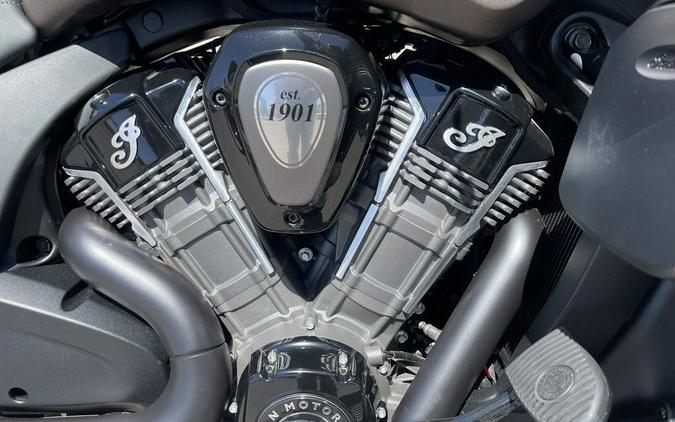 2025 Indian Motorcycle® Roadmaster® PowerPlus Dark Horse® 112 Nara Bronze Smoke