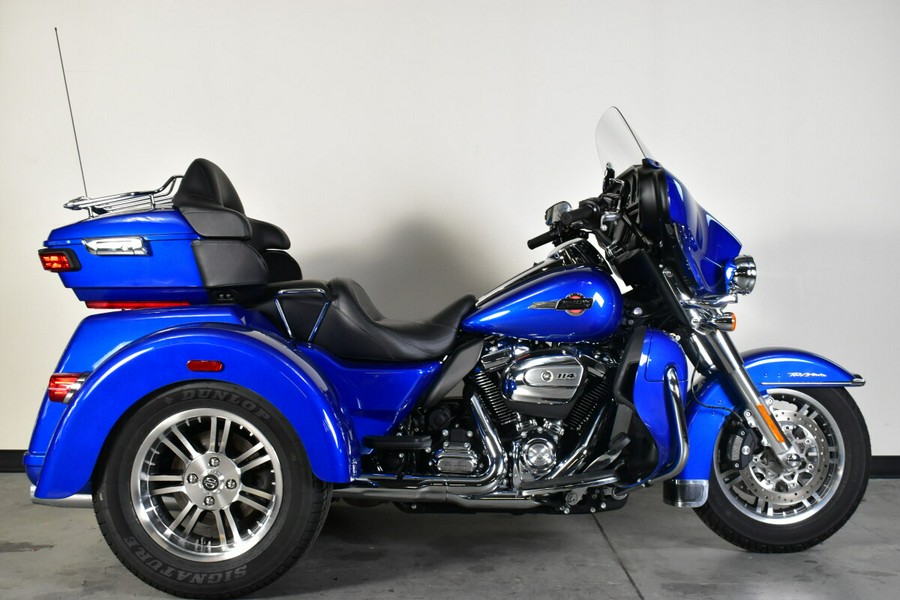 2024 Harley-Davidson Tri Glide Ultra FLHTCUTG