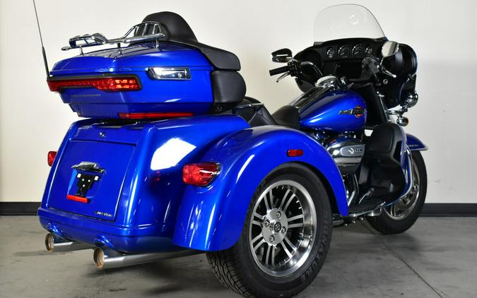 2024 Harley-Davidson Tri Glide Ultra FLHTCUTG