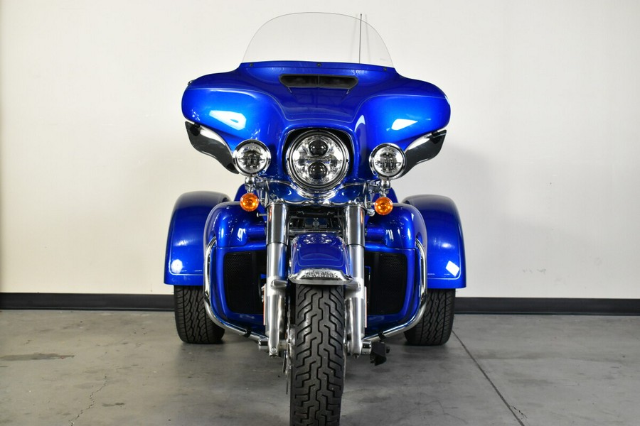 2024 Harley-Davidson Tri Glide Ultra FLHTCUTG