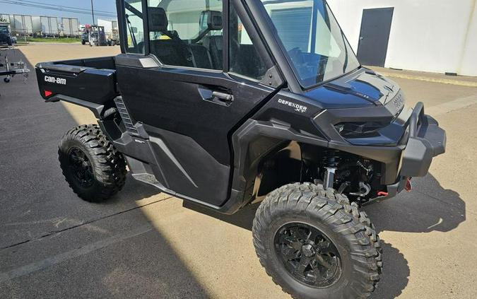 2026 Can-Am® Defender XT CAB HD11