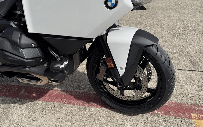 2026 BMW R1300RT