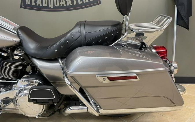 2017 Harley-Davidson Road King® Base