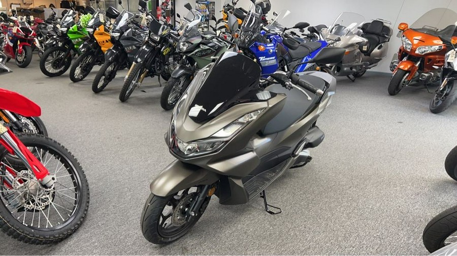 2023 Honda PCX ABS