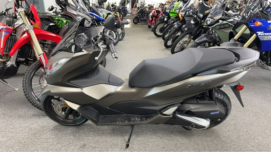 2023 Honda PCX ABS