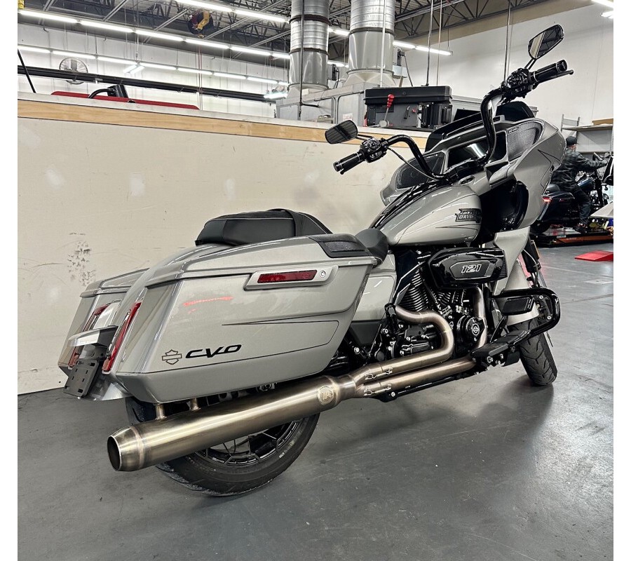 2023 FLTRXSE CVO™ Road Glide™