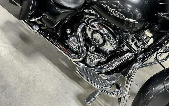 2009 Harley-Davidson® FLHX - Street Glide®