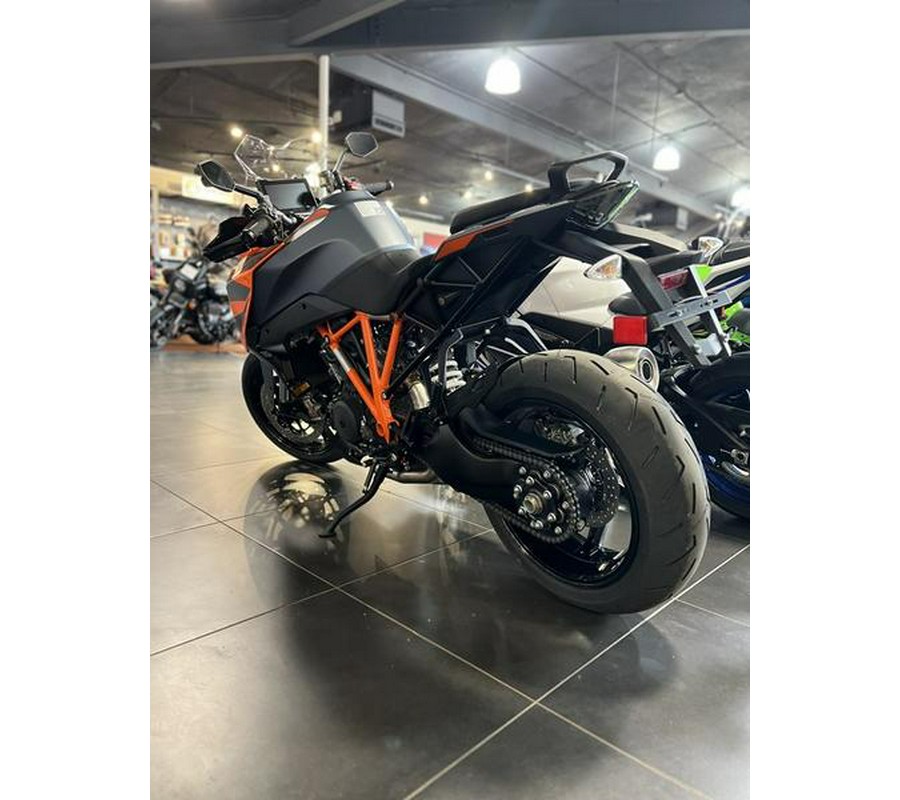 2023 KTM 1290 Super Duke GT