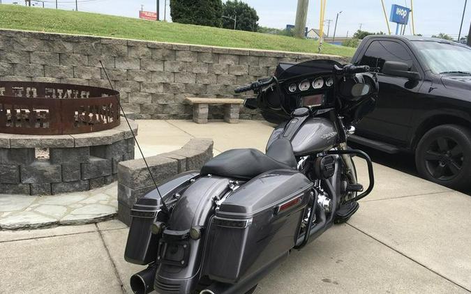 2015 Harley-Davidson® FLHXS - Street Glide® Special