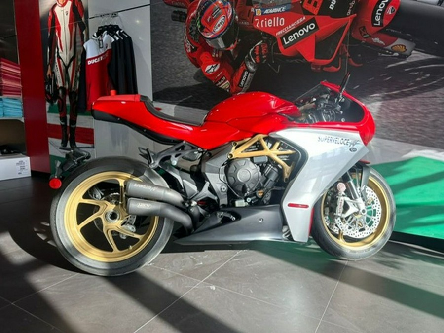 2021 MV Agusta Superveloce 800