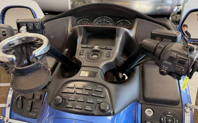 2009 Honda Gold Wing Trike Airbag