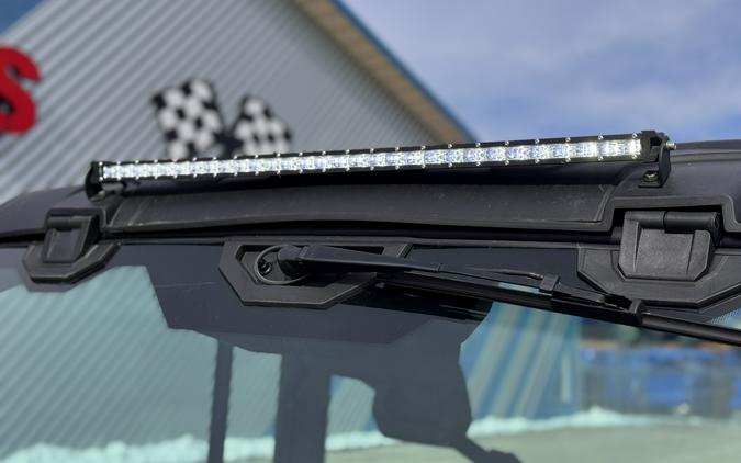 2024 Can-Am Defender Limited HD10