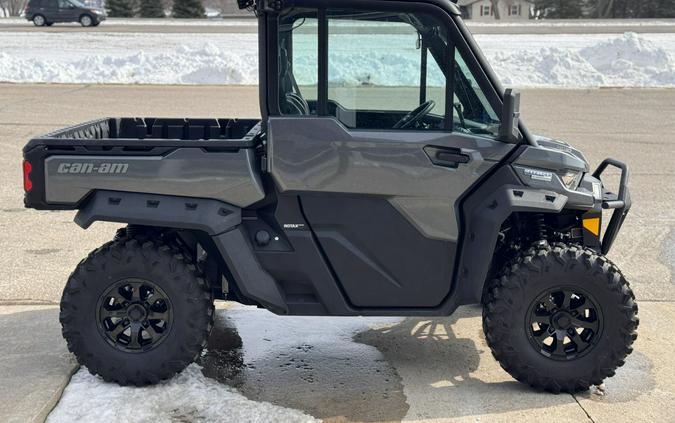 2024 Can-Am Defender Limited HD10