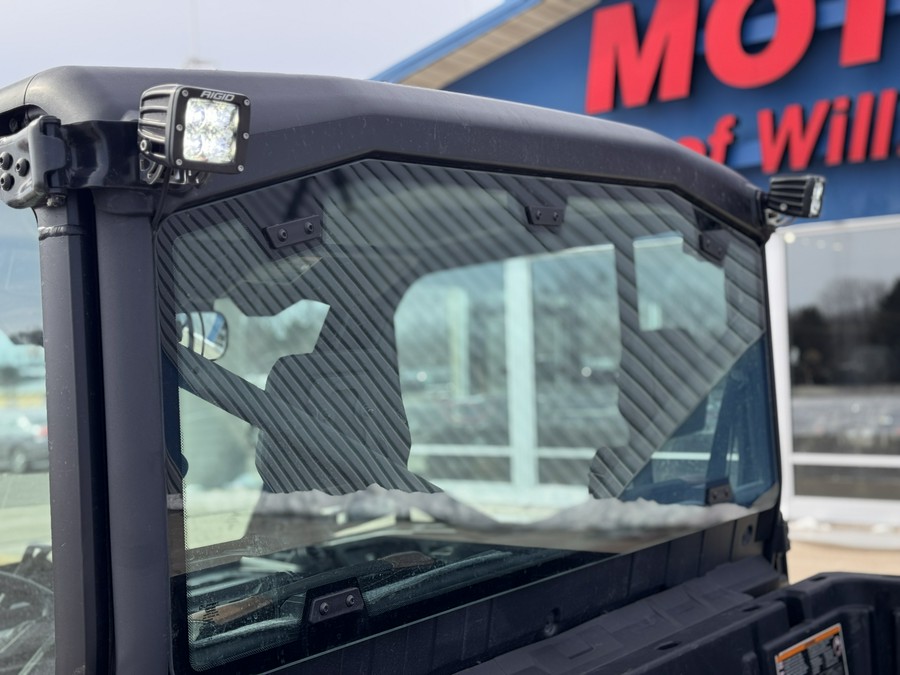 2024 Can-Am Defender Limited HD10