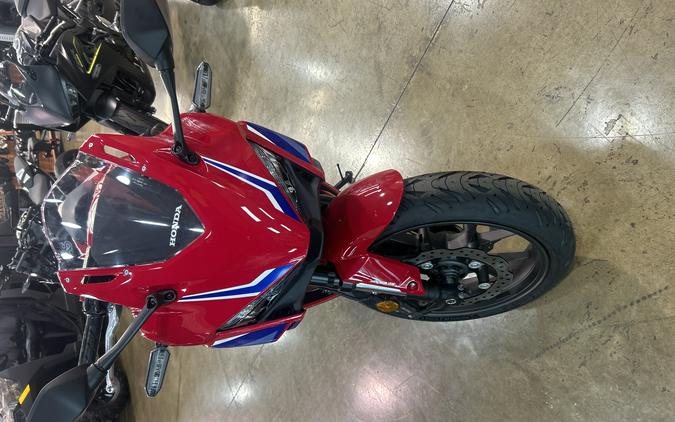 2025 Honda CBR500R ABS