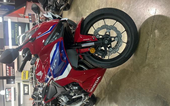 2025 Honda CBR500R ABS