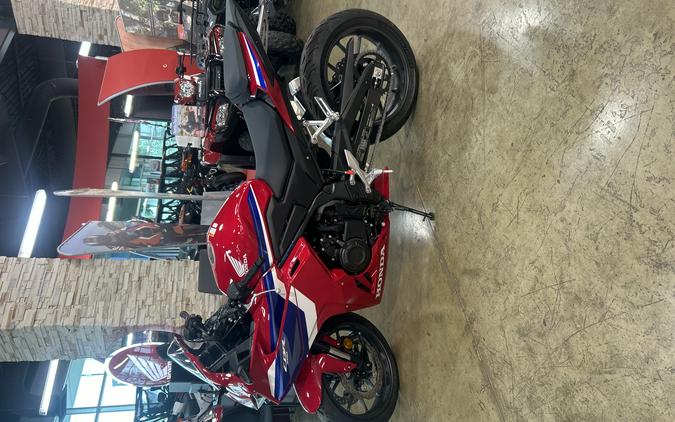 2025 Honda CBR500R ABS