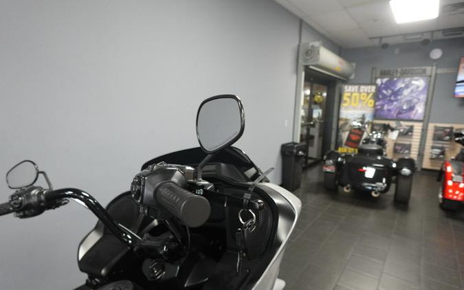 2025 Harley-Davidson Road Glide FLTRX