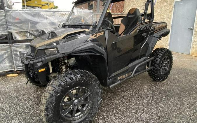 2022 Polaris® General 1000 Deluxe