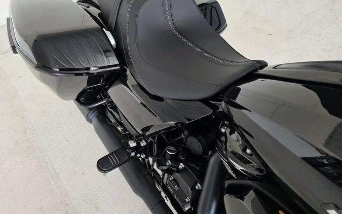 2026 Harley-Davidson® Road Glide® Vivid Black Black Trim