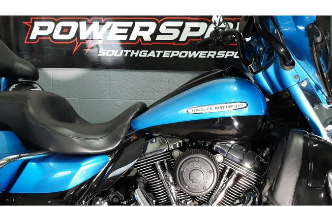 2011 Electra Glide Ultra Limited - Harley-Davidson®
