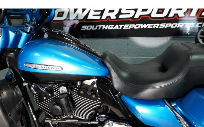2011 Electra Glide Ultra Limited - Harley-Davidson®