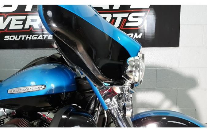 2011 Electra Glide Ultra Limited - Harley-Davidson®